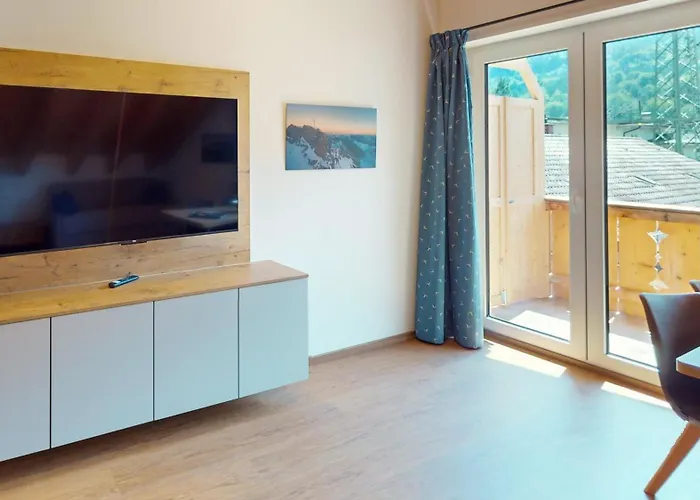 Stoanest - Wetterstoa *